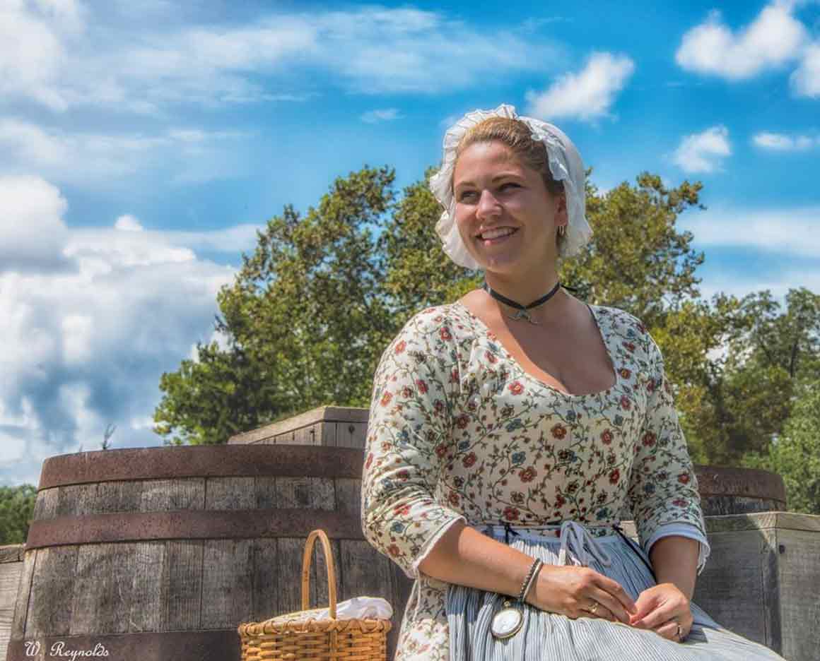 colonial williamsburg interpreter jobs